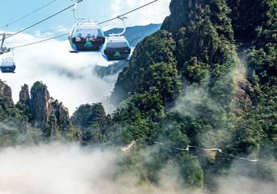 莽山五指峰漫游指南：踏云尋峰，探秘南嶺秘境